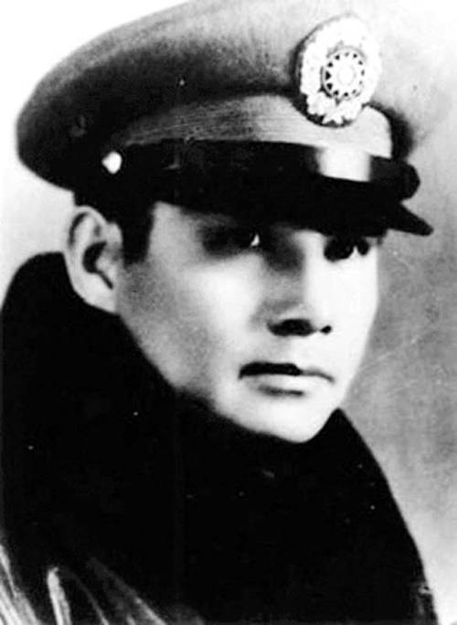 张灵甫-国民革命军高级将领，中将军衔